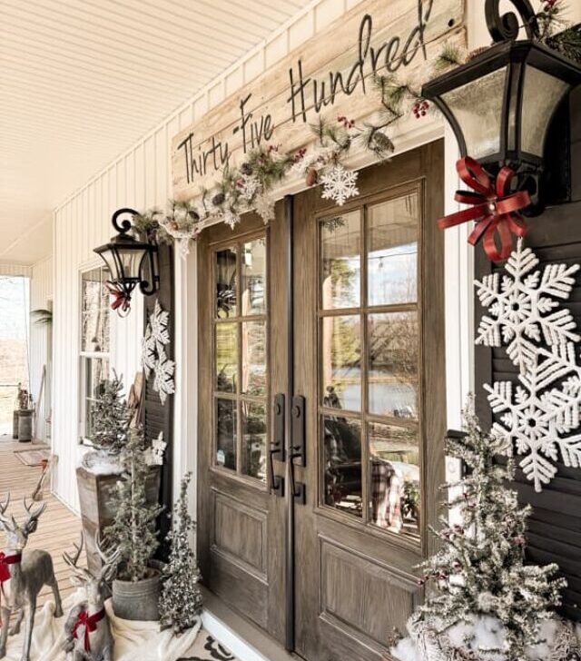 cropped-Cozy-Country-Christmas-Porch-side-view-of-planters-and-address-sign.jpg