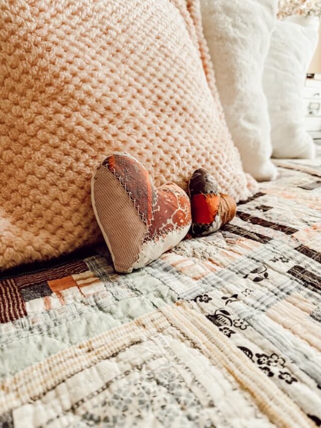 Bring Out The Quilts: Winter Decorating Ideas