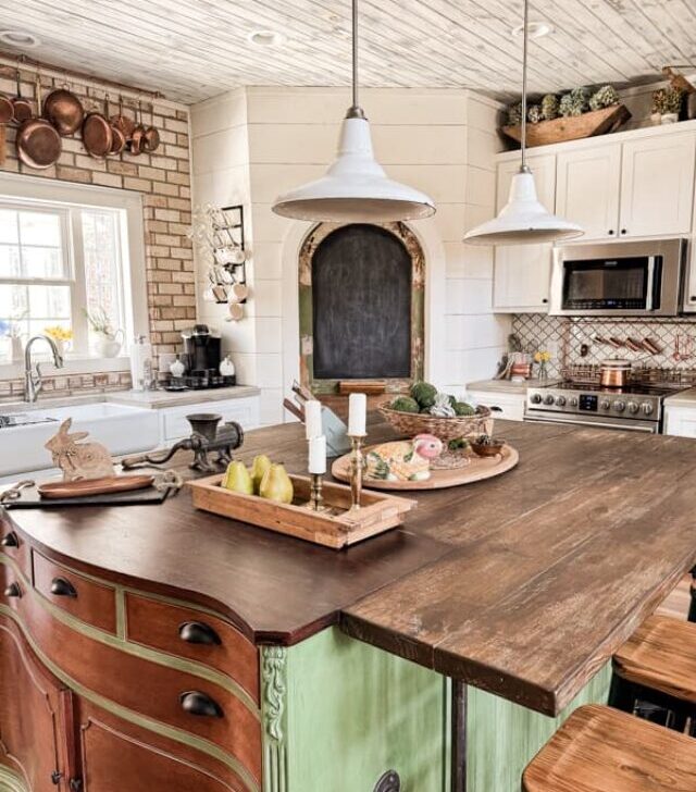 cropped-kitchen-island-for-Spring-Home-Tour.jpg