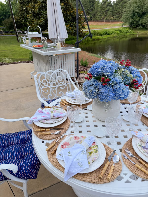creative poolside decor ideas with thrift store finds and DIY projects.  Budget-friendly dinner party ideas. 