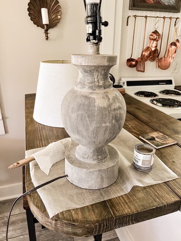 How to easily update a lamp for a coastal vibe with chalk paint.  