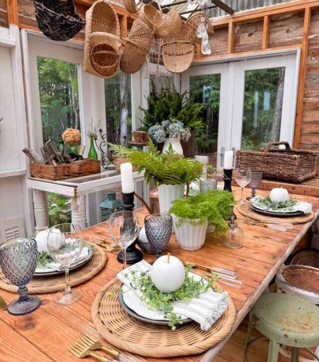 cropped-Budget-Summer-Tablescape-with-fern-and-milk-glass-centerpiece-1.jpg