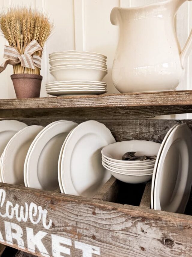 How To Curate A Collection of Vintage Dishes