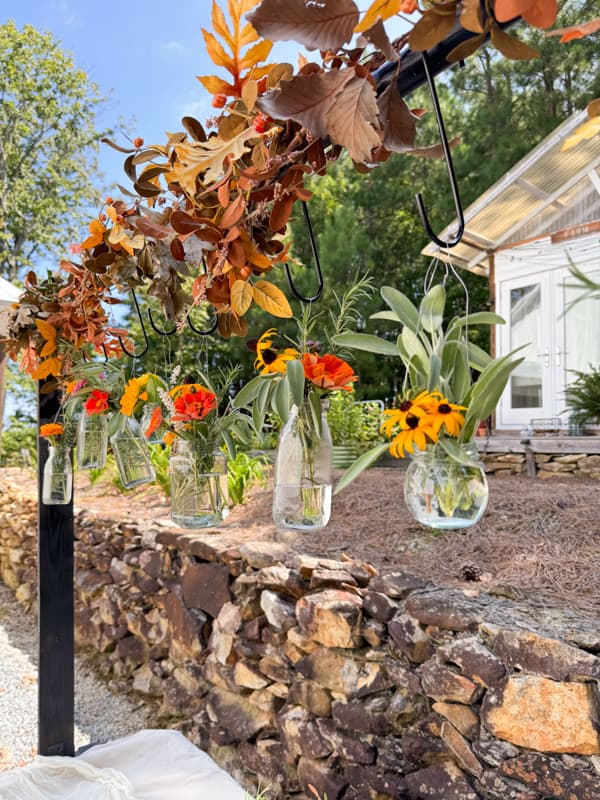 DIY Hanging Flower Pots with recycled jar and Thrift Store finds