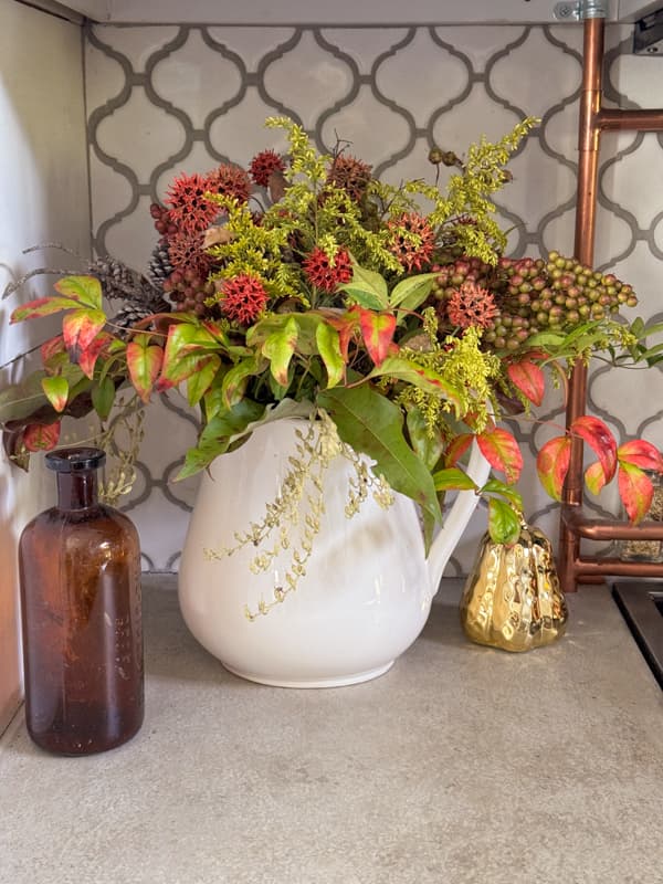 DIY Fall Floral Arrangement made with 100% foraged elements for free on kitchen countertop