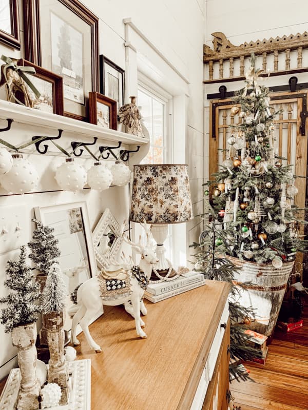 Entry table with DIY hobnail ornaments, upcycled lampshade and Vintage inspired Christmas tree