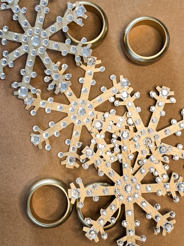 DIY Snowflake Christmas Napkin Rings for Holiday Tablescape